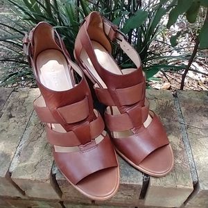Kenneth Cole sandals